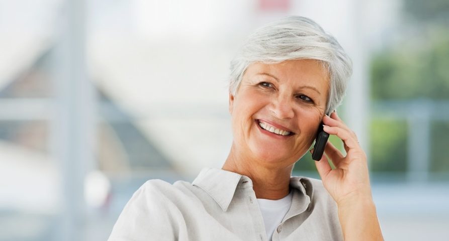 Как выбрать телефон для пожилого человека – советы и рекомендации
