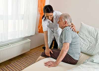 Особливості оформлення в будинку для літніх людей